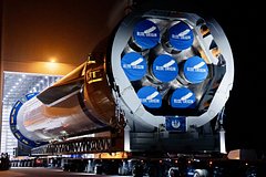 Blue Origin выкатила первую ступень New Glenn на стартовый стол